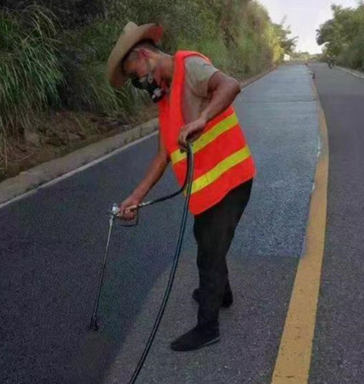 石景山路面喷涂翻新彩色步道施工方案